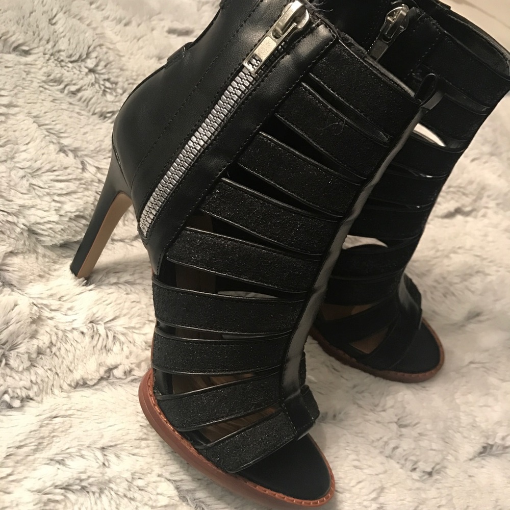 Dolce Vita shoes - Picture 4 of 4